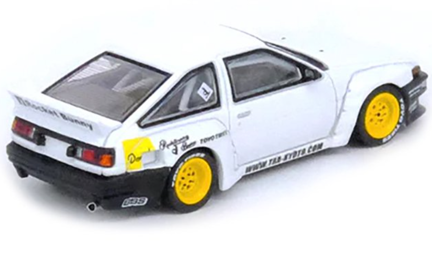 İNNO64 Toyota Corolla AE86 Trueno Pandem Rocket Bunny White
