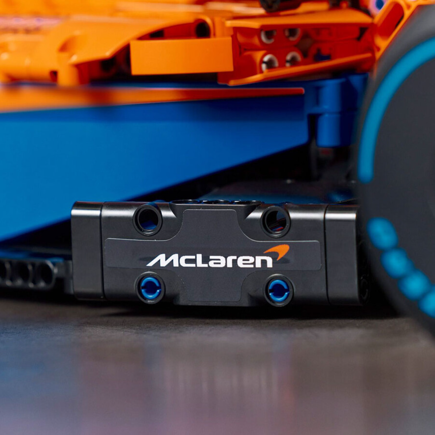 LEGO® Technic McLaren Formula 1™ Yarış Arabası 42141