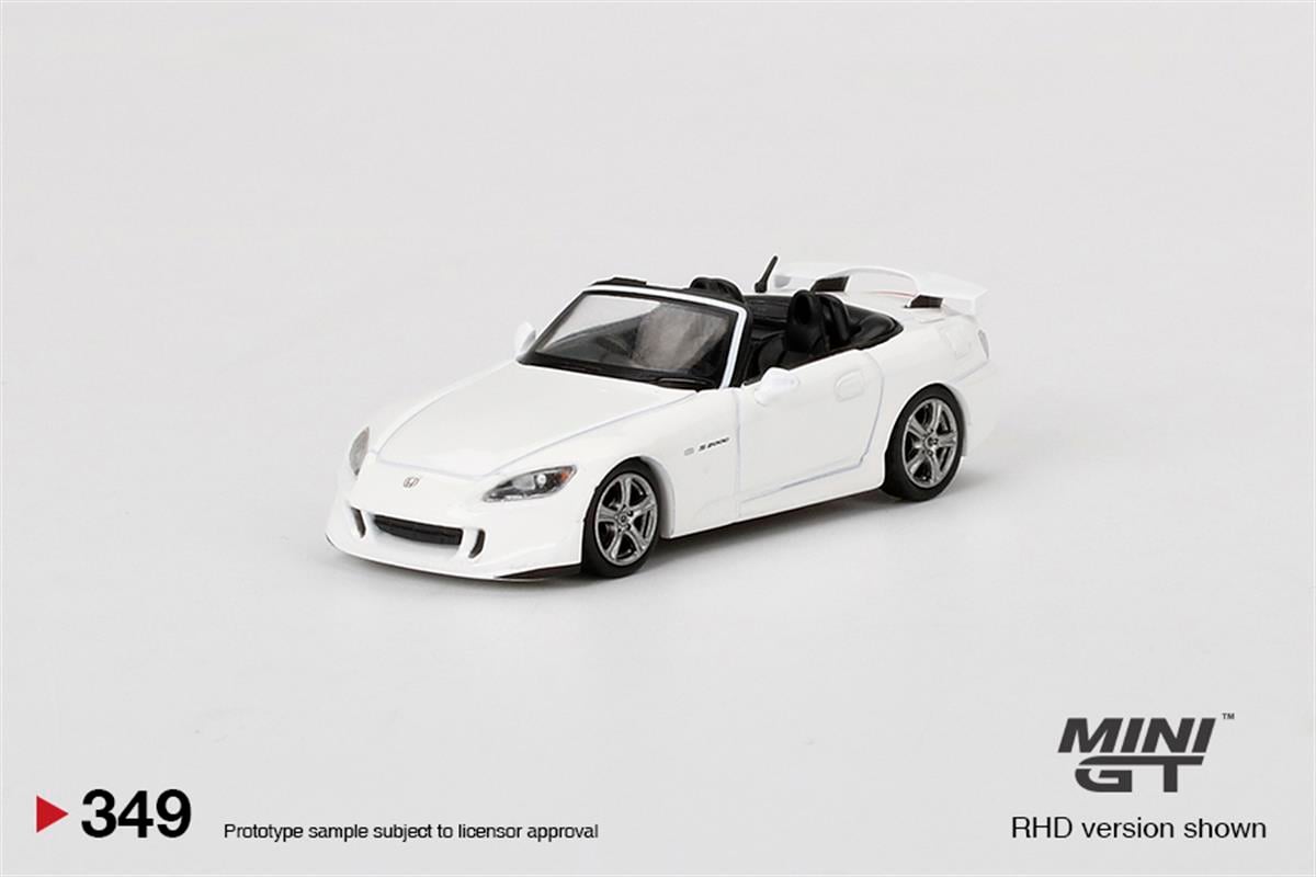 Mini GT Honda S2000 AP2 Type S Grand Prix White