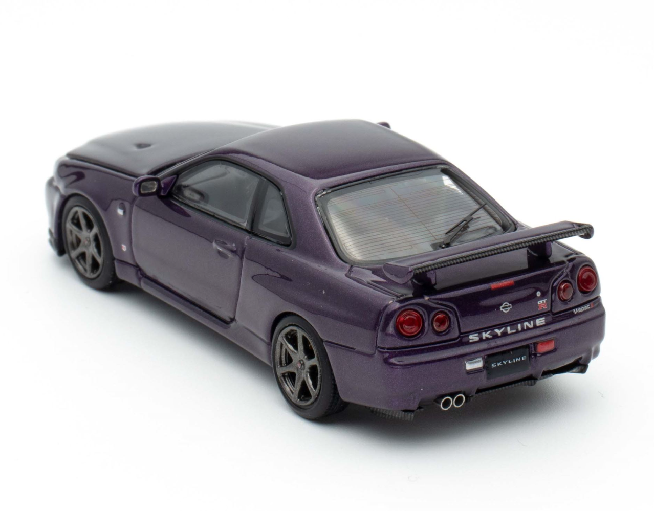 MotorHelix Nissan Skyline GT-R R34 V-Spec II Midnight Purple