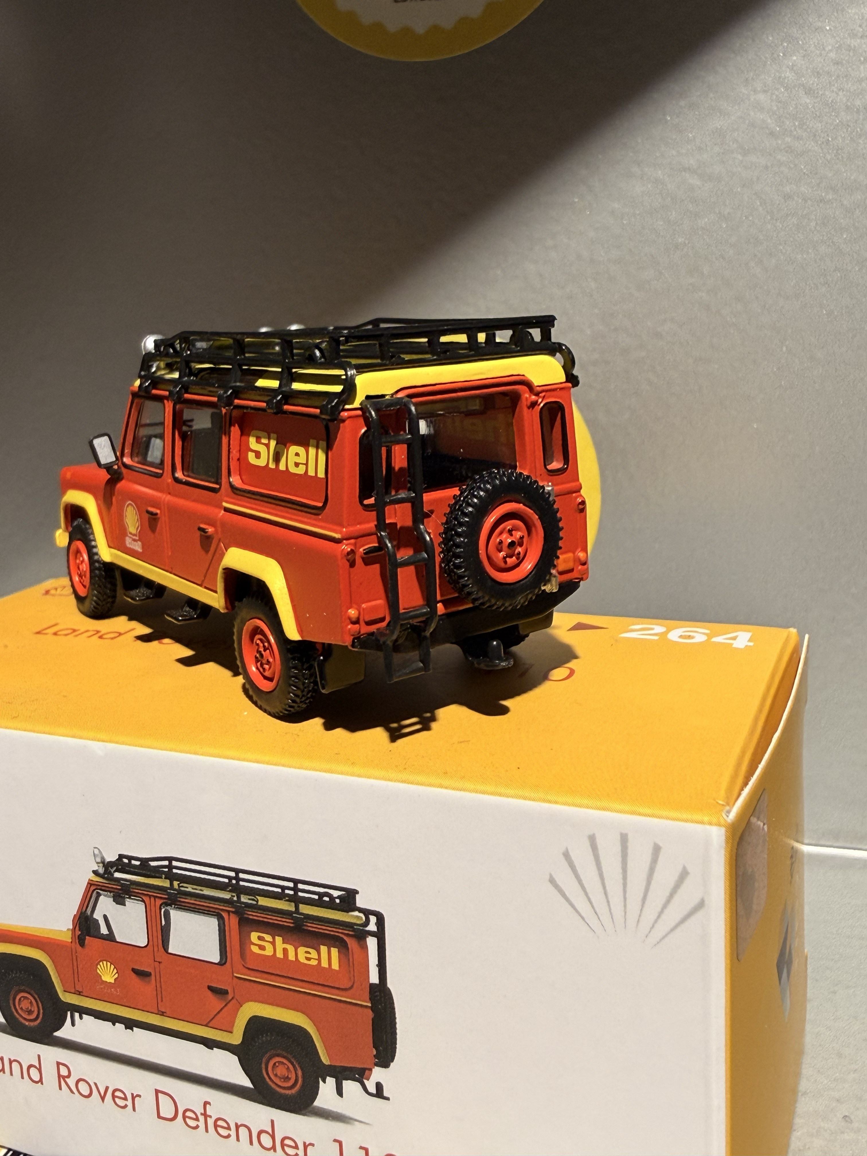 Outlet Mini GT Land Rover Defender 110 Shell #264