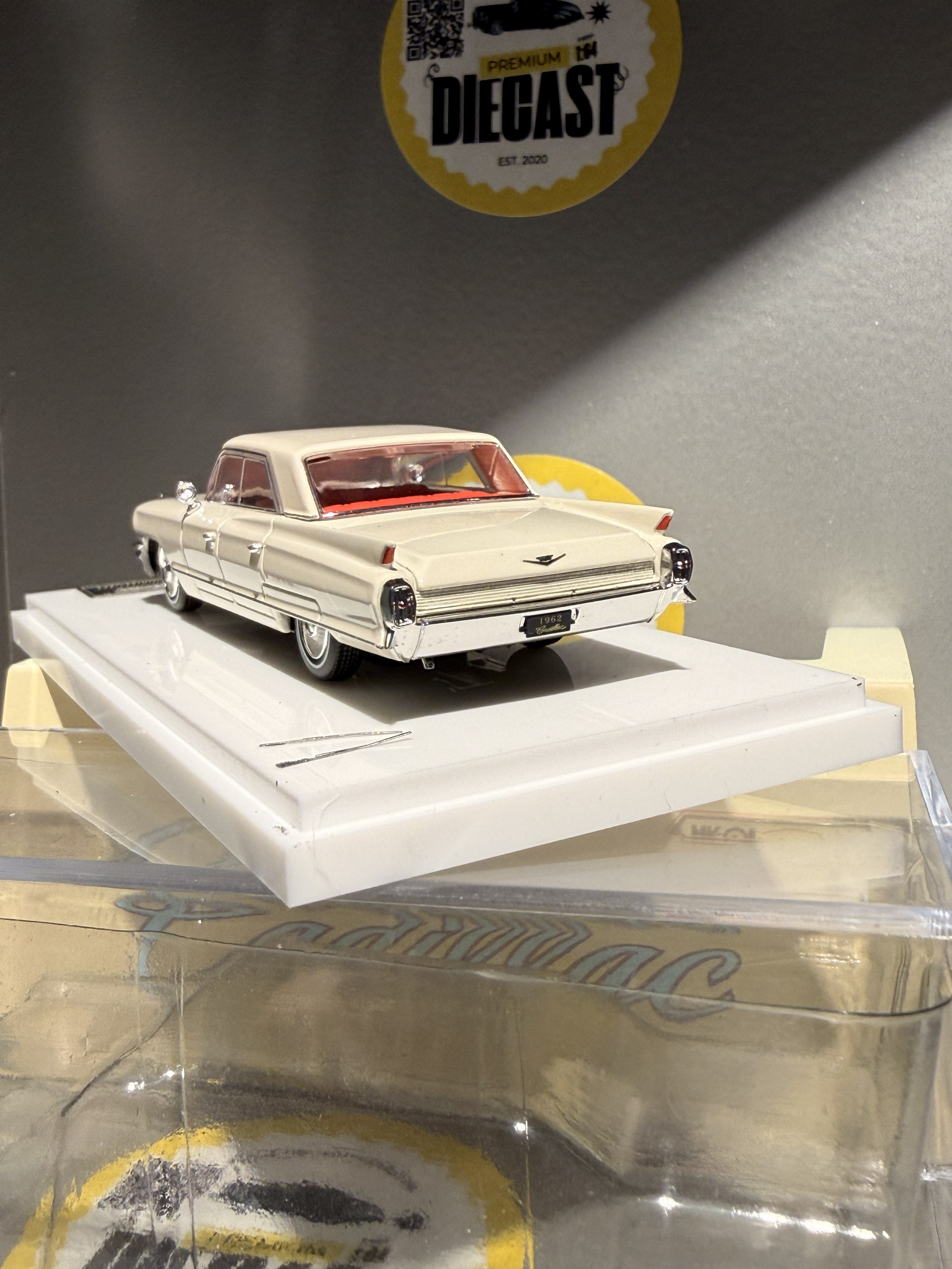 Outlet MK Miniature Cadillac DeVille White