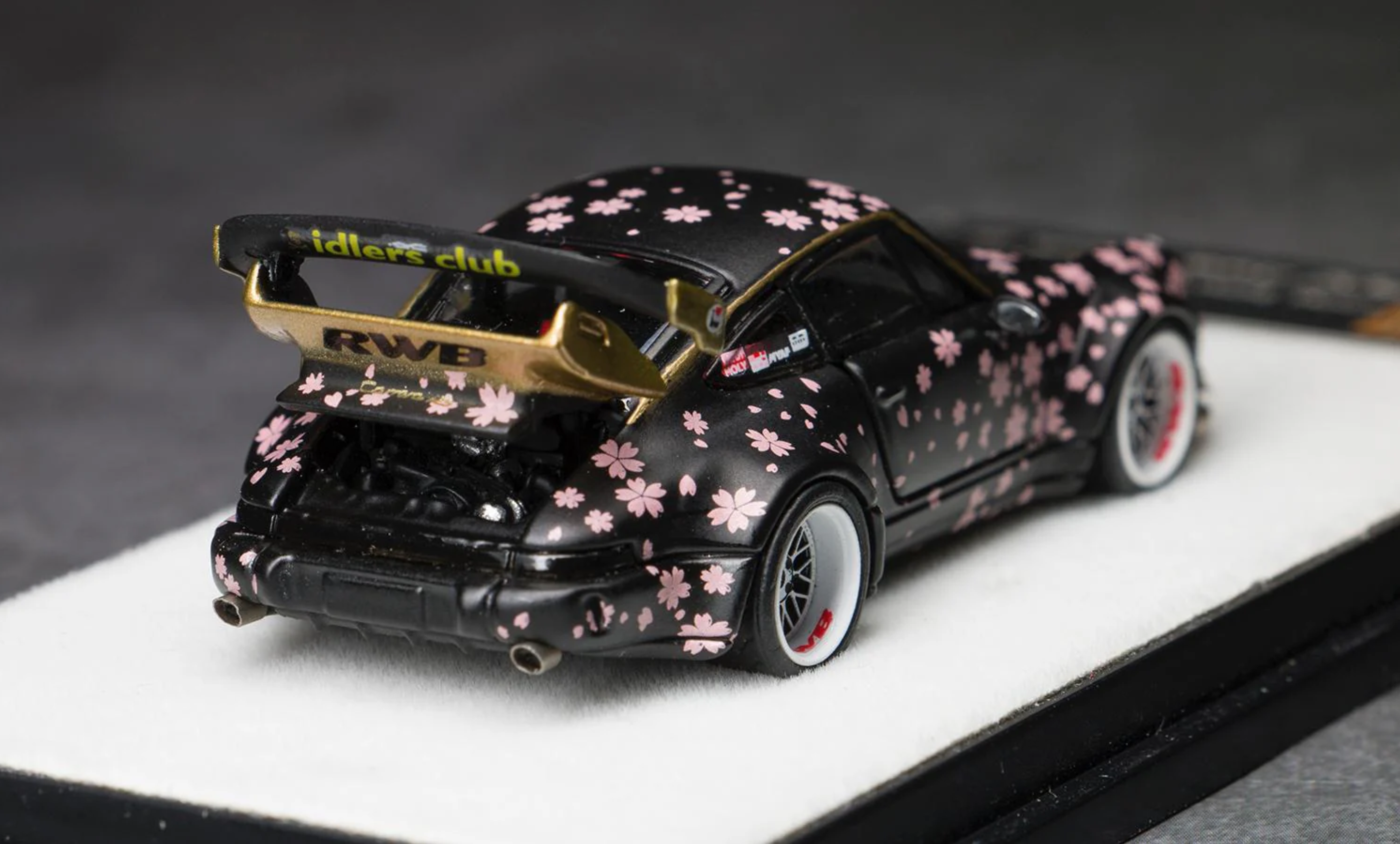 PGM Porsche RWB Black Sakura Square Box