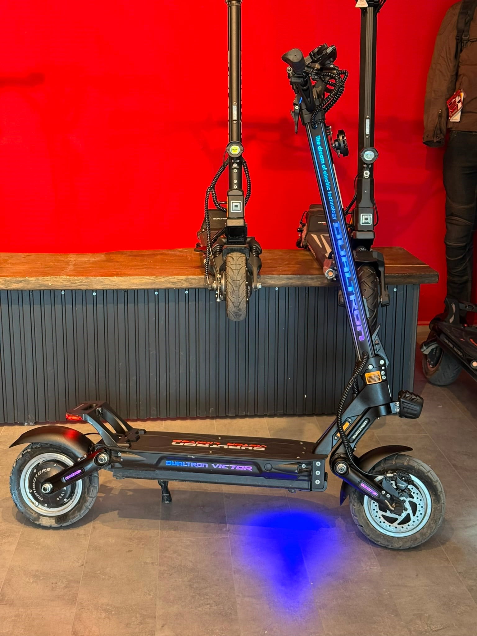 2.El Dualtron Victor Limited Elektrikli Scooter