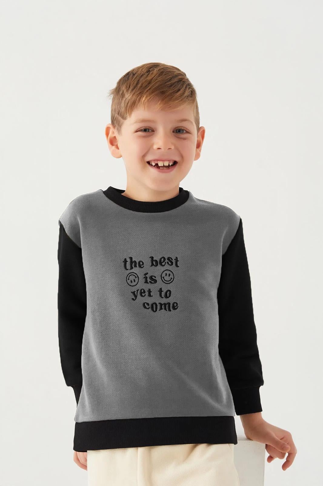 Erkek Çocuk 3 iplik Şardonsuz Nakışlı Sweatshirt (4 YAŞ - 5 YAŞ)