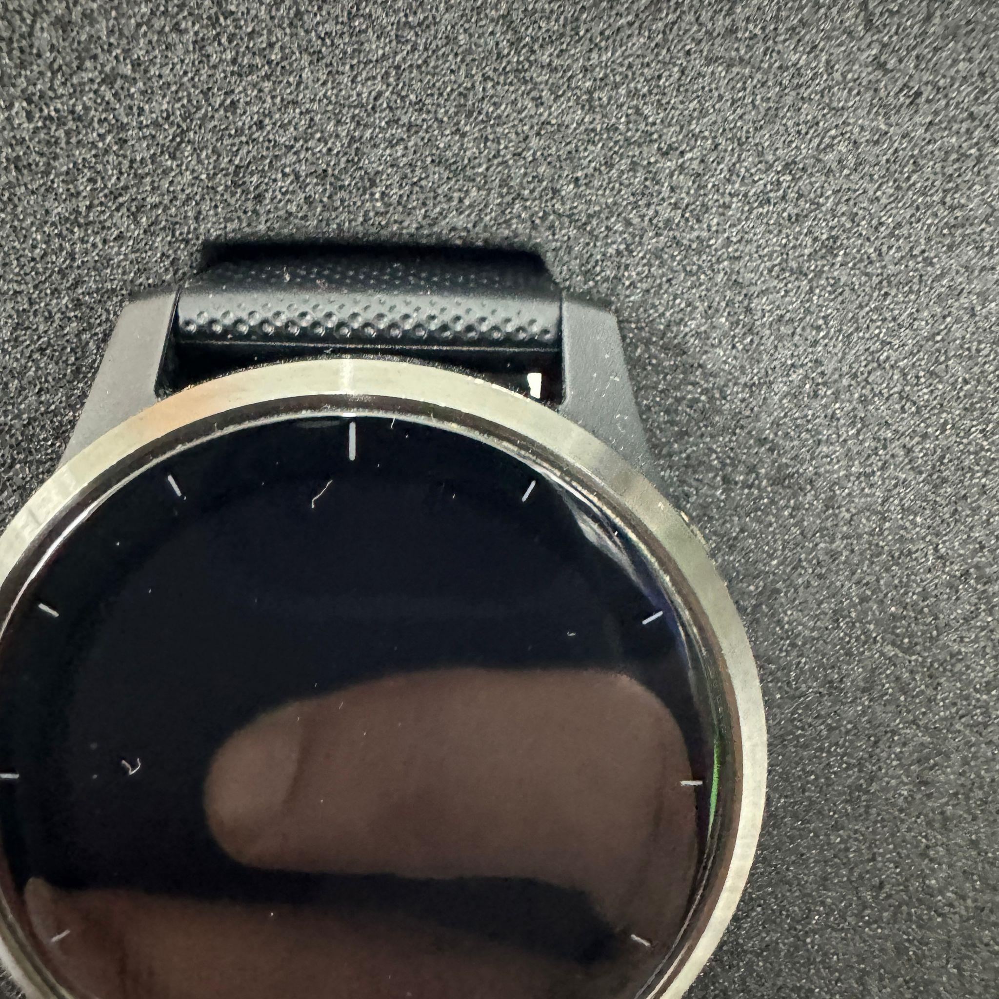 Garmin 010-02174-14 Vivoactive 4 Siyah Unisex Siyah (Teşhir & Outlet)