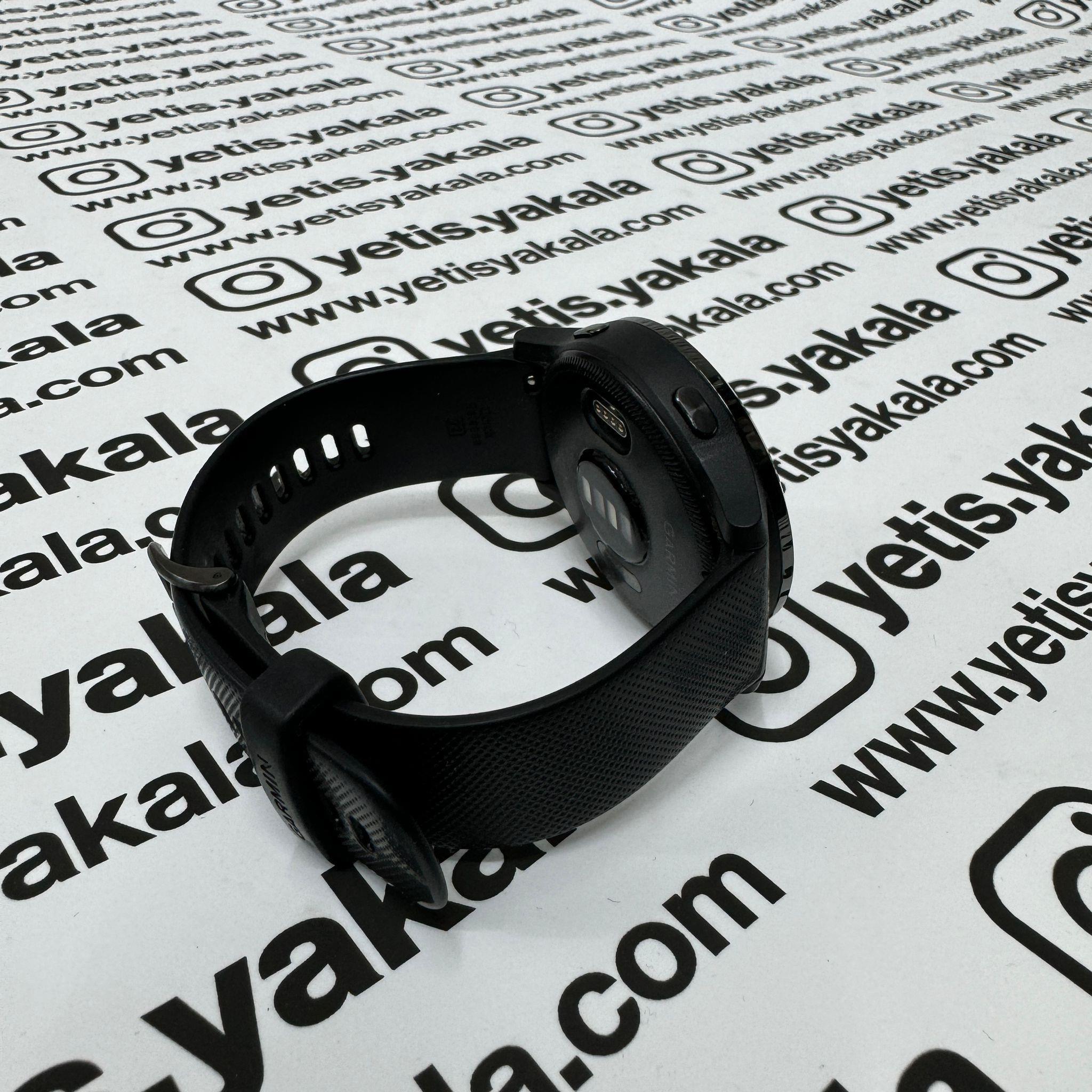 Garmin 010-02174-14 Vivoactive 4 Siyah Unisex Siyah (Teşhir & Outlet)