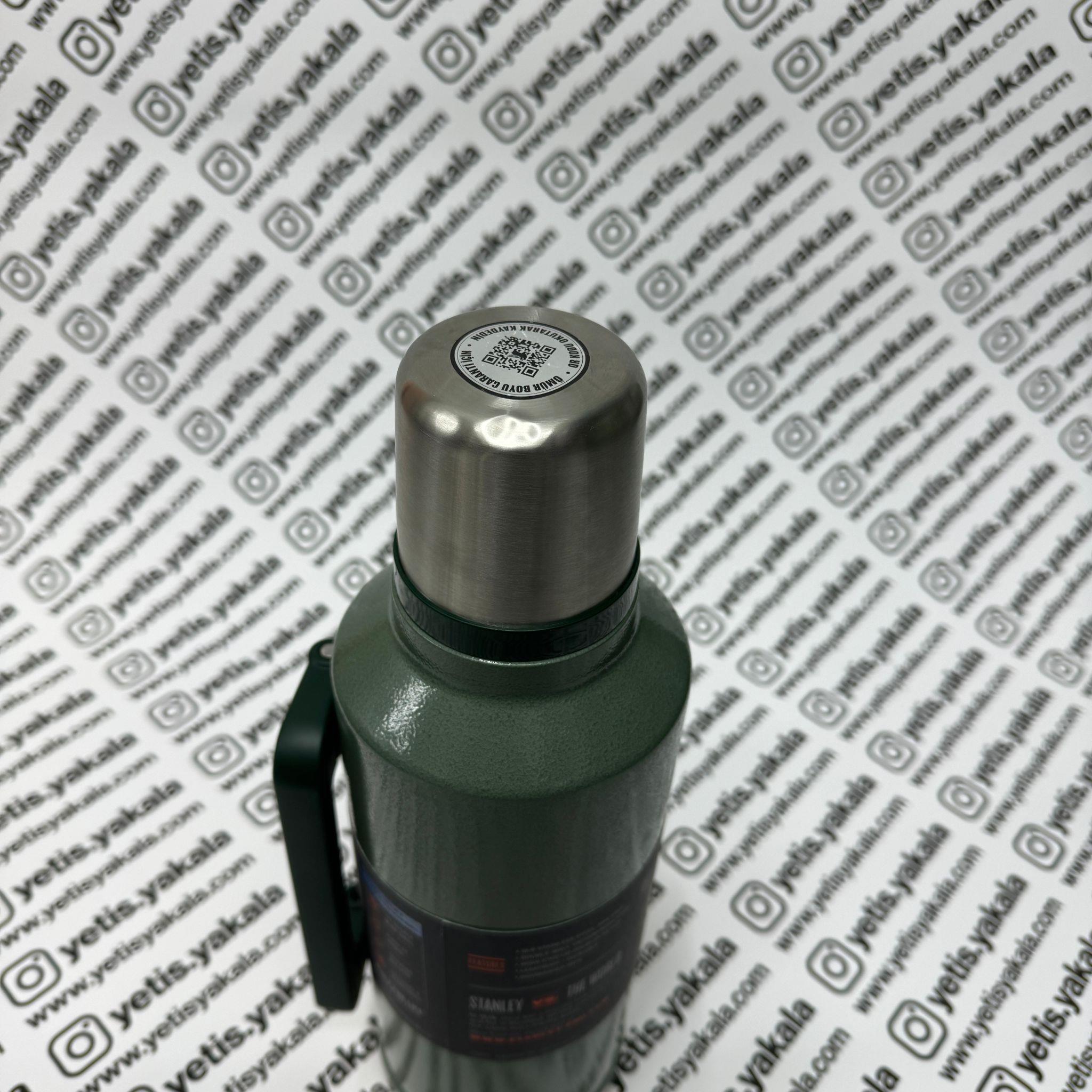 Stanley Yetişkin Klasik Vakumlu Çelik Termos 2.3 Lt Yeşil (Teşhir & Outlet)