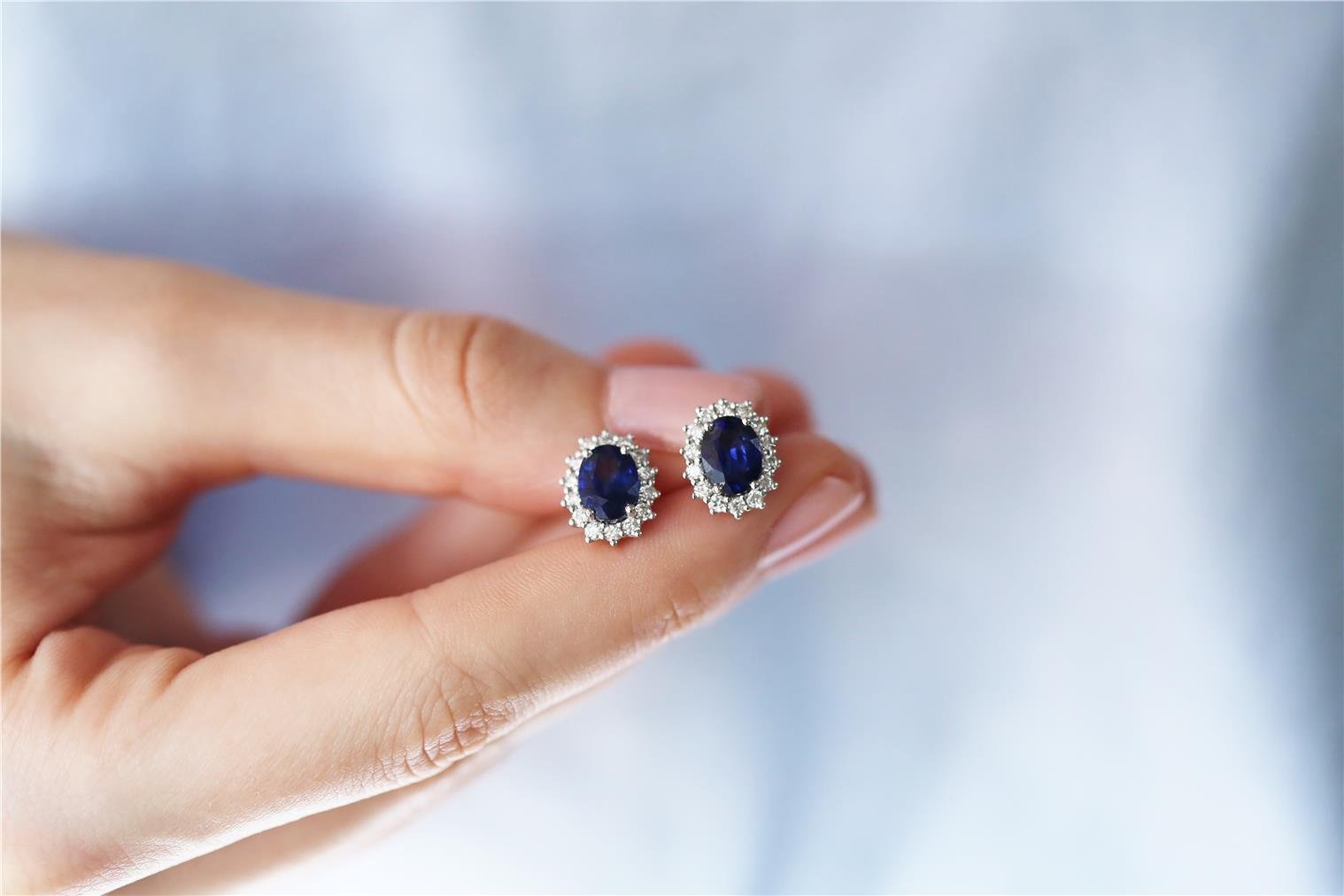 3,88 Karat Safir Pırlanta Küpe