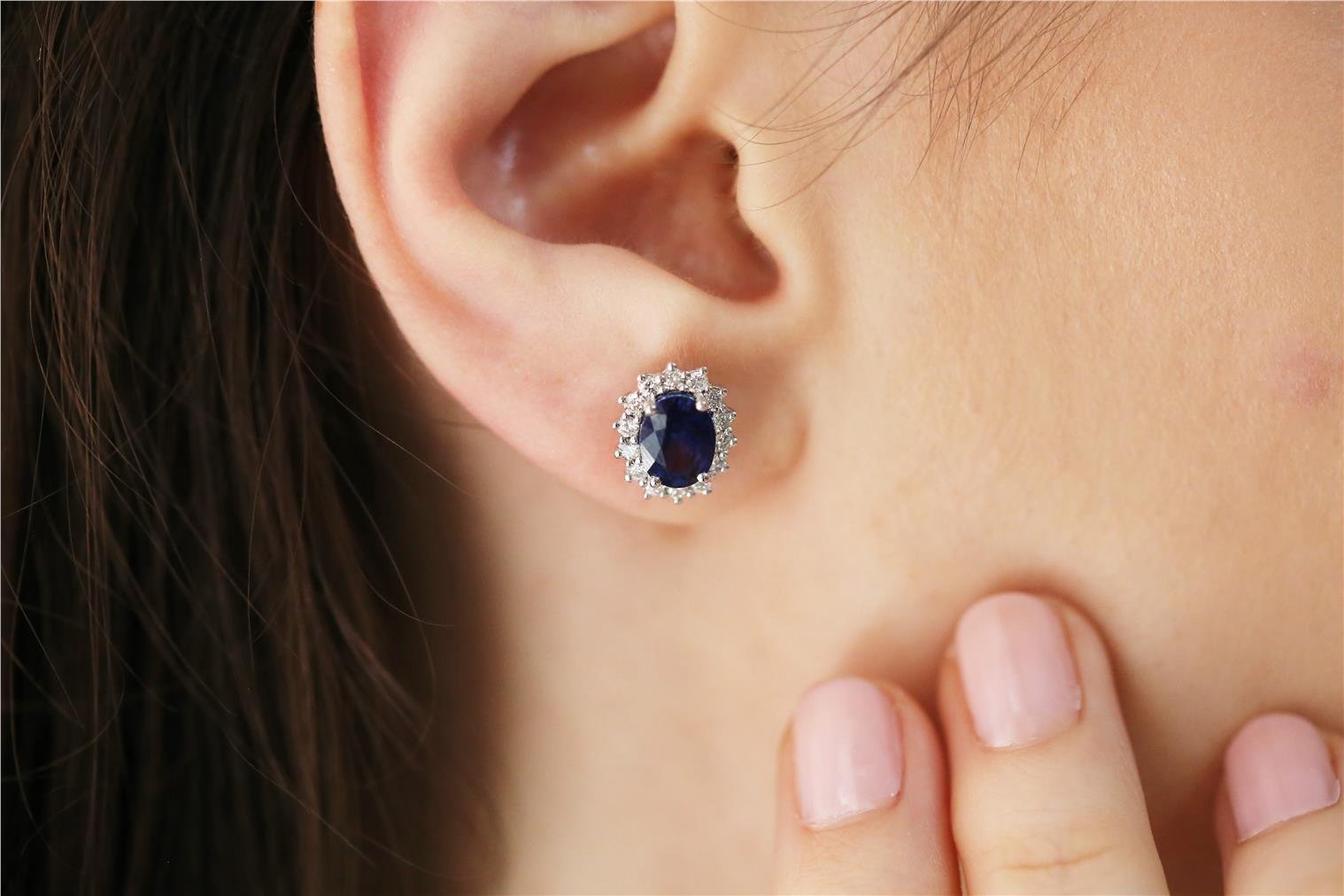 3,88 Karat Safir Pırlanta Küpe