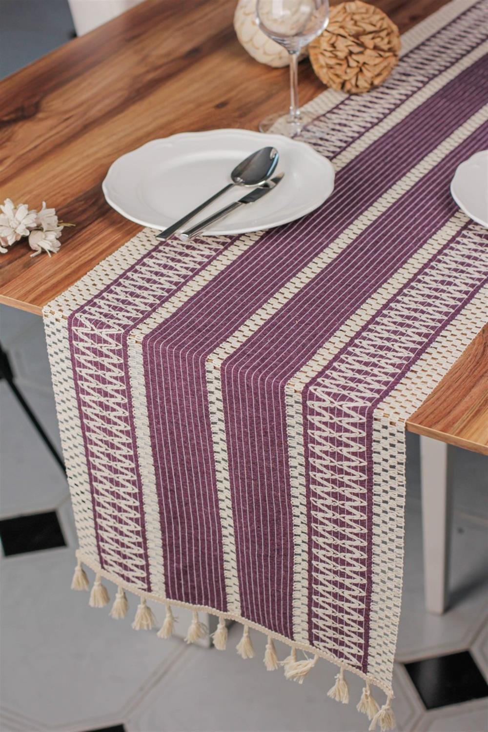 Dantel Mor Runner Püsküllü Organik Pamuk 35x155 Cm Regina Runner Masa Sunum Örtüsü Ham Pamuk Runner