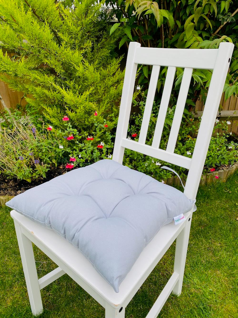 Gri Renk Pamuklu Kumaş Pofidik Kare Dekoratif Sandalye Minderi 35x35 cm