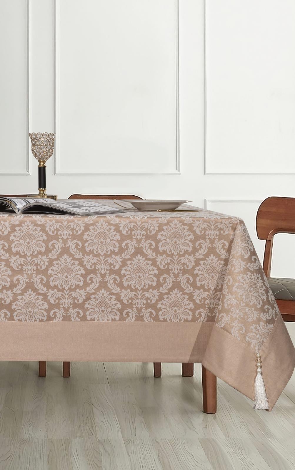 Polycotton Pamuklu Damask Desen Masa Örtüsü 160x220 cm BejUygun fiyatlı üreticiden toptan masa örtüsü runner setleri 