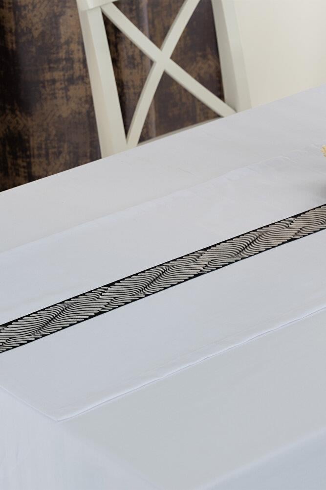 Alba Jakar Damla Desen Leke Tutmaz Jakarlı 160x220 Cm Lüks 8 Kişilik Masa Örtüsü SiyahSamimi bir yemek, aile içinde hoş bir akşam masanıza uyacak masa örtüleri ve runner'lar