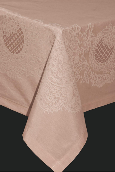 Royal Pano Lace Masa Örtüsü 8 Kişilik 150x220 cm Masa Örtüsü BejSamimi bir yemek, aile içinde hoş bir akşam masanıza uyacak masa örtüleri ve runner'lar