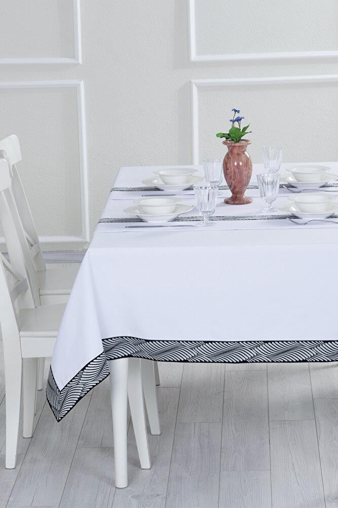 Alba Jakar Damla Desen Runnerlı Set Leke Tutmaz 160x260 Cm Lüks Masa Örtüsü 2 Runnerlı Set SiyahSamimi bir yemek, aile içinde hoş bir akşam masanıza uyacak masa örtüleri ve runner'lar