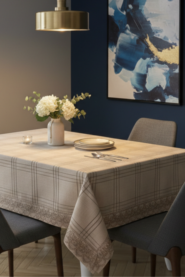 Dantelli Keten Efektli Leke Tutmaz Lüks Masa Örtüsü 160x220 Cm BejSamimi bir yemek, aile içinde hoş bir akşam masanıza uyacak masa örtüleri ve runner'lar