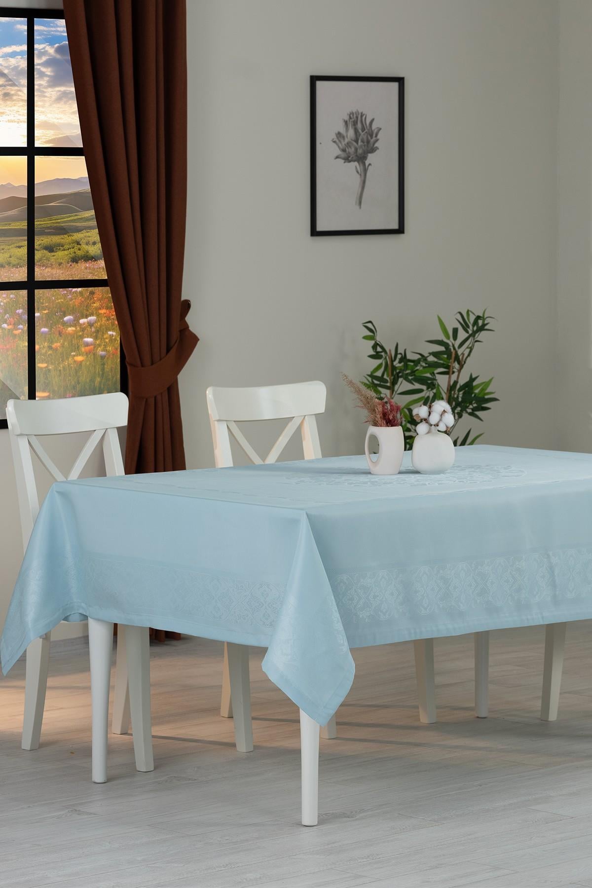 Pano Jumbo Masa Örtüsü Leke Tutmaz Polyester Jakarlı Pano 8 Kişilik Lüks Mint 150 x 220 cm Masa ÖrtüsüSamimi bir yemek, aile içinde hoş bir akşam masanıza uyacak masa örtüleri ve runner'lar