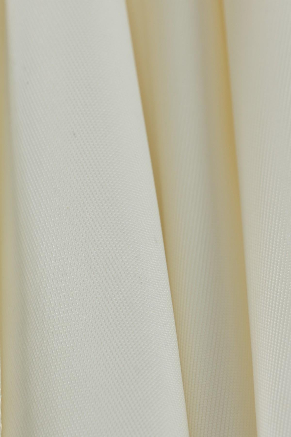 Pano Jumbo Masa Örtüsü Leke Tutmaz Polyester Jakarlı Pano 8 Kişilik Lüks Krem 150 x 220 cm Masa ÖrtüsüSamimi bir yemek, aile içinde hoş bir akşam masanıza uyacak masa örtüleri ve runner'lar