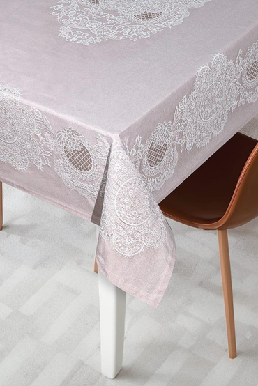 Royal Pano Lace Masa Örtüsü 8 Kişilik 150x220 cm Masa Örtüsü PudraSamimi bir yemek, aile içinde hoş bir akşam masanıza uyacak masa örtüleri ve runner'lar