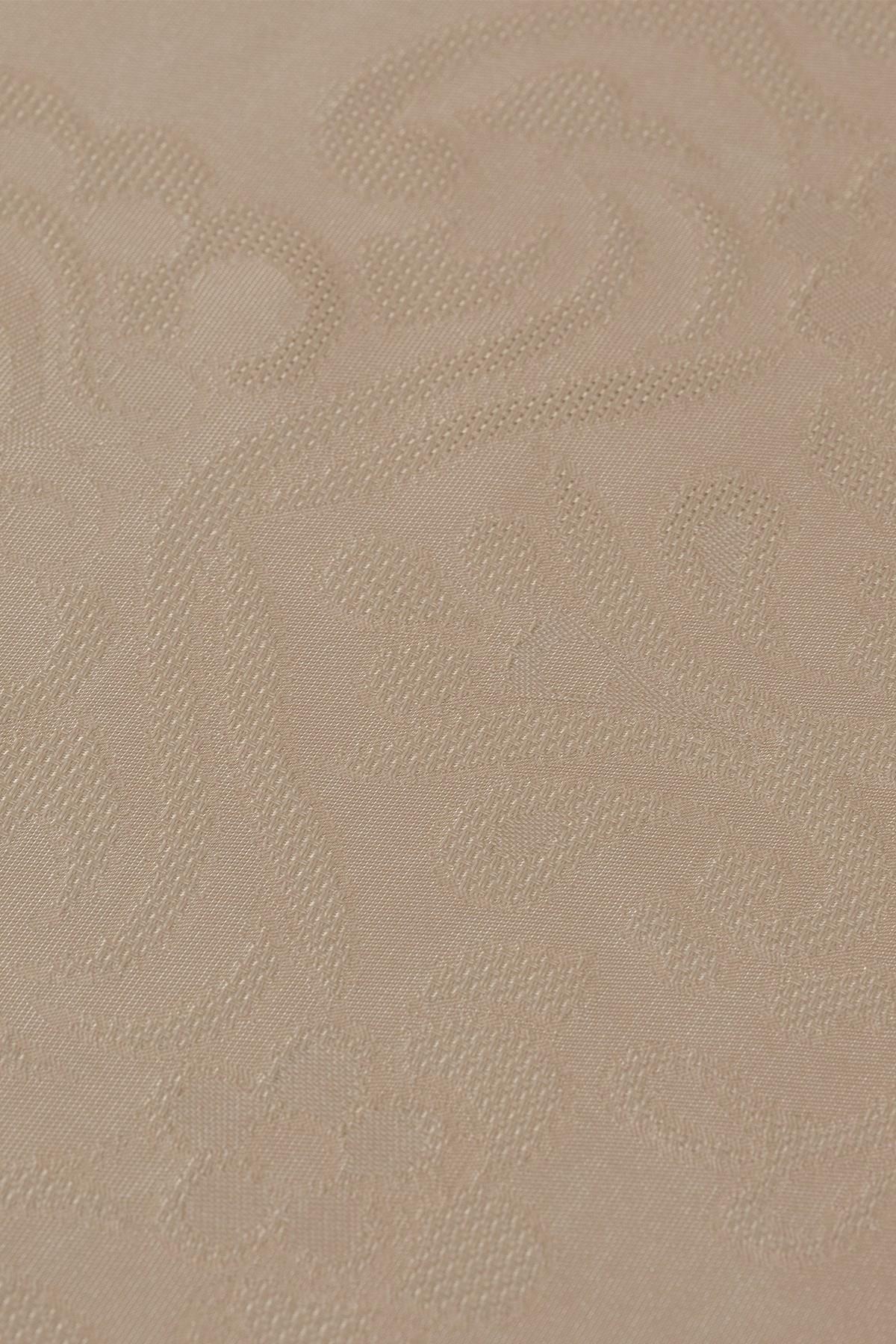Pano Jumbo Masa Örtüsü Leke Tutmaz Polyester Jakarlı Pano 8 Kişilik Lüks Bej 150 x 220 cm Masa ÖrtüsüSamimi bir yemek, aile içinde hoş bir akşam masanıza uyacak masa örtüleri ve runner'lar