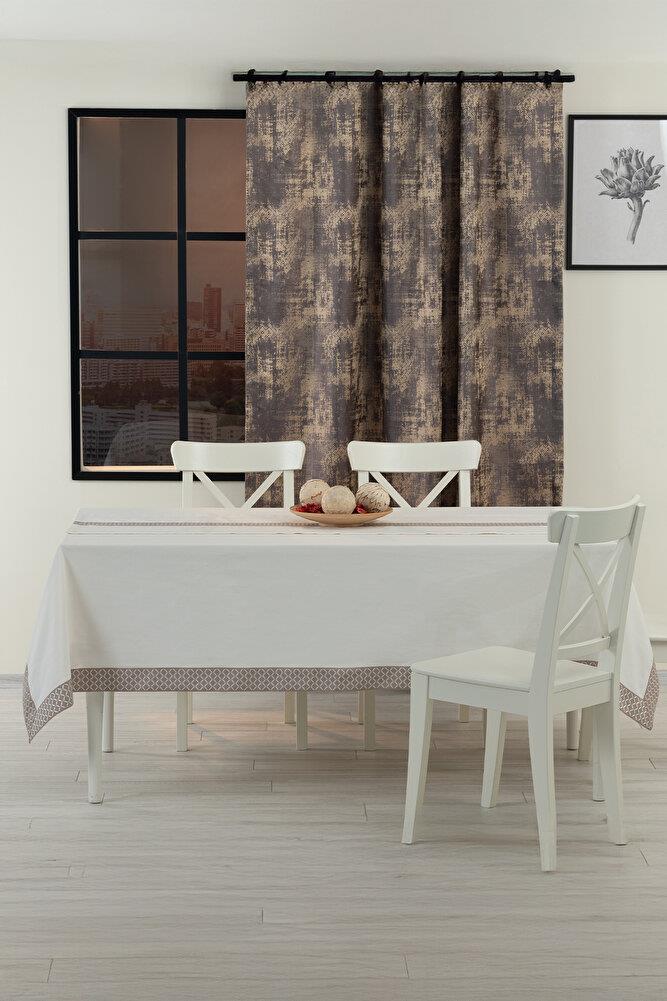 Alba Jakar Çember Desen Leke Tutmaz Jakarlı 160x220 Cm Lüks 8 Kişilik Masa Örtüsü BeyazSamimi bir yemek, aile içinde hoş bir akşam masanıza uyacak masa örtüleri ve runner'lar