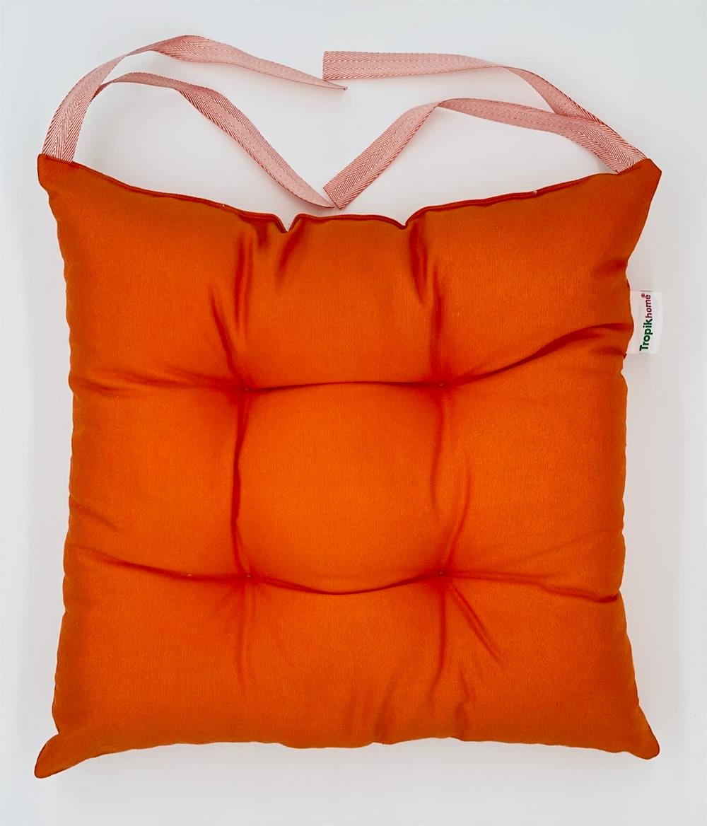 Turuncu Renk Pamuklu Kumaş Pofidik Kare Dekoratif Sandalye Minderi 35x35 cm