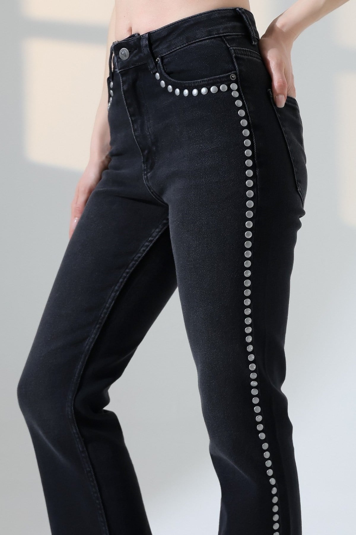 Zımba Taşlı İspanyol Mom Fit Kot Pantolon 7192