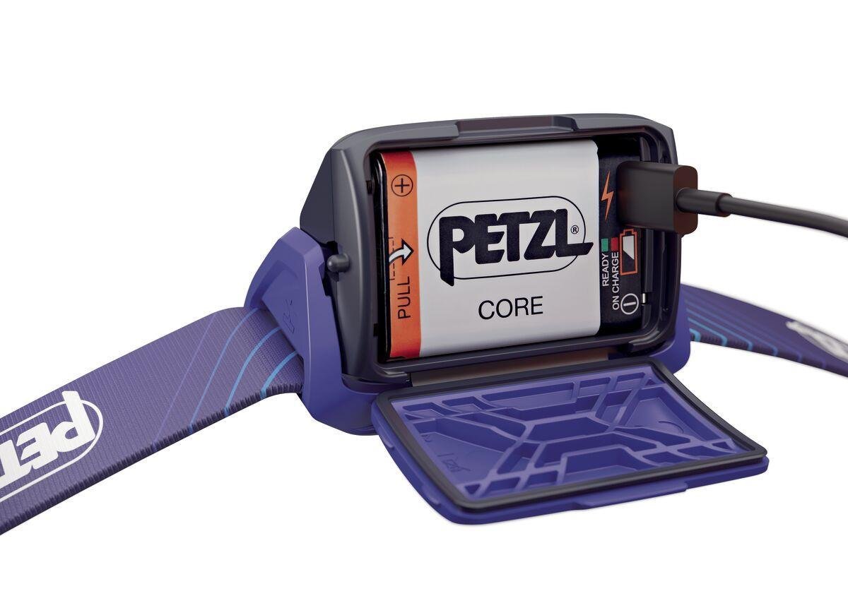 PETZL TIKKA CORE Kafa Feneri (450 lümen)