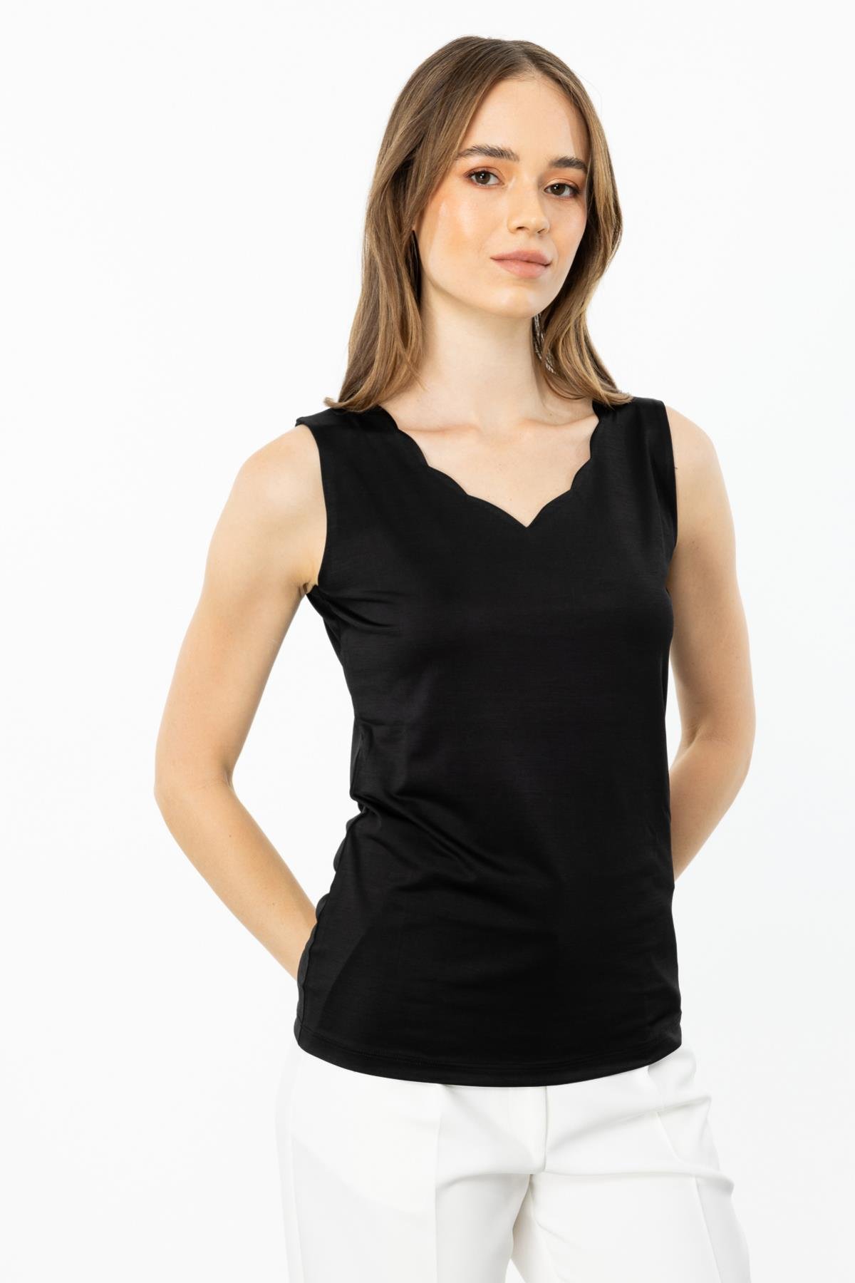 Dilim Yaka Basic Atlet - SİYAH