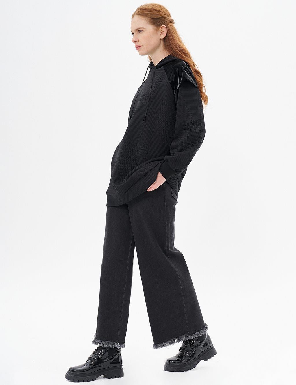 Kapüşonlu Dokulu Sweatshirt - SİYAH