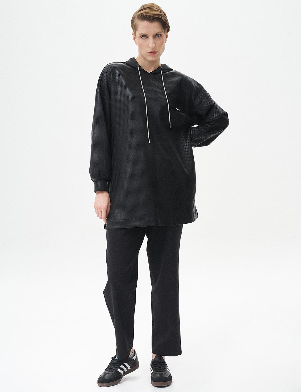 Pul Payetli Sweatshirt - SİYAH