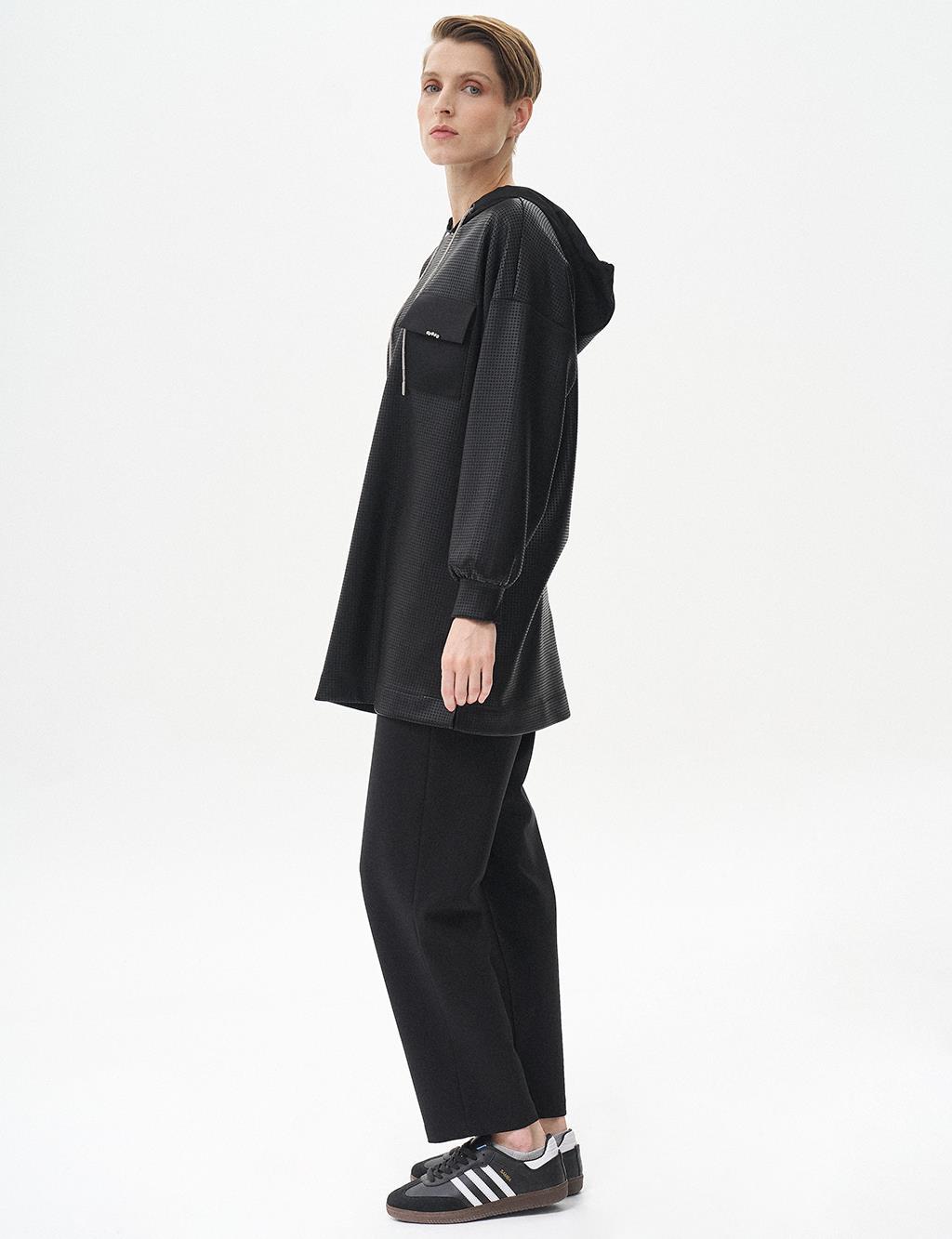 Pul Payetli Sweatshirt - SİYAH