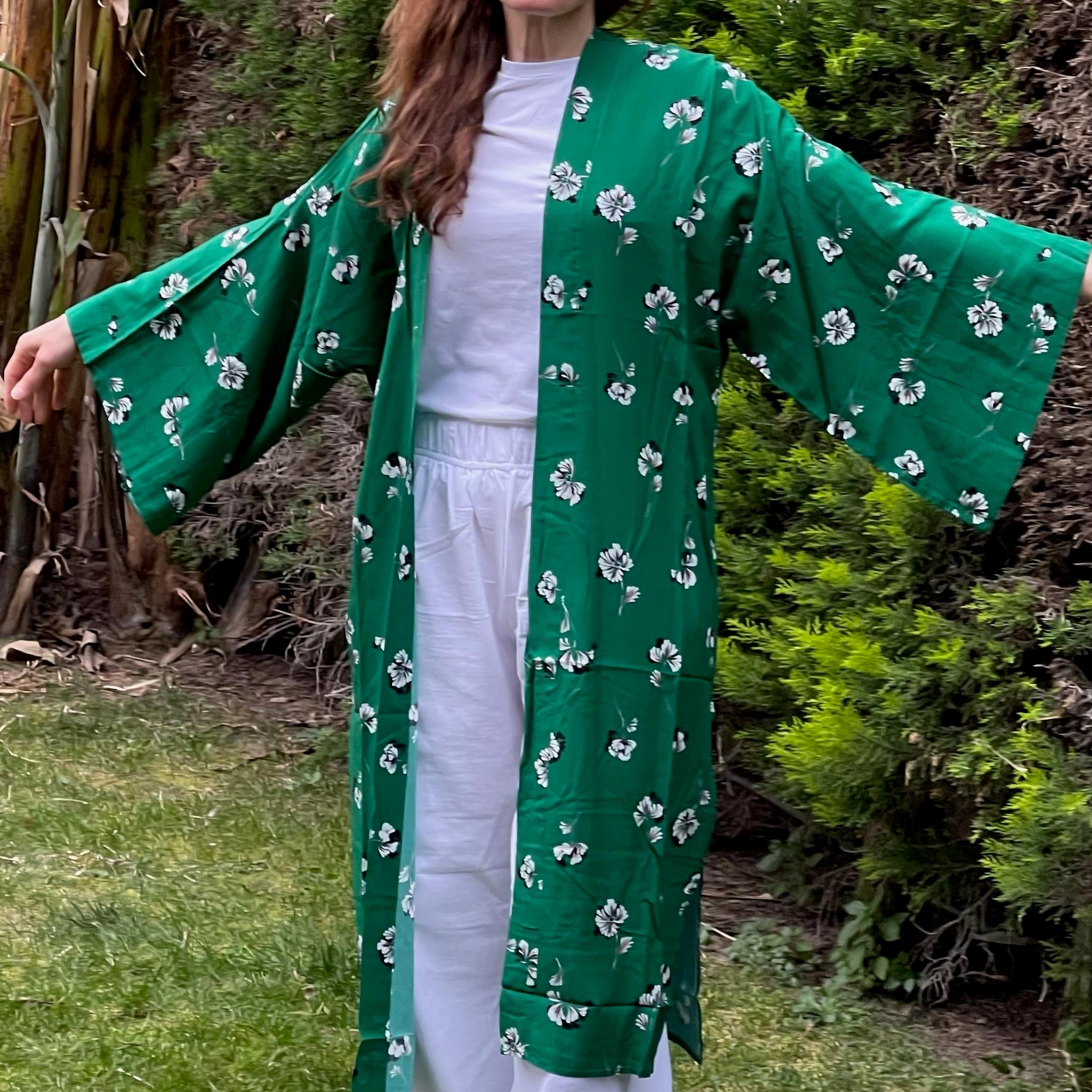 FLORAL KIMONO