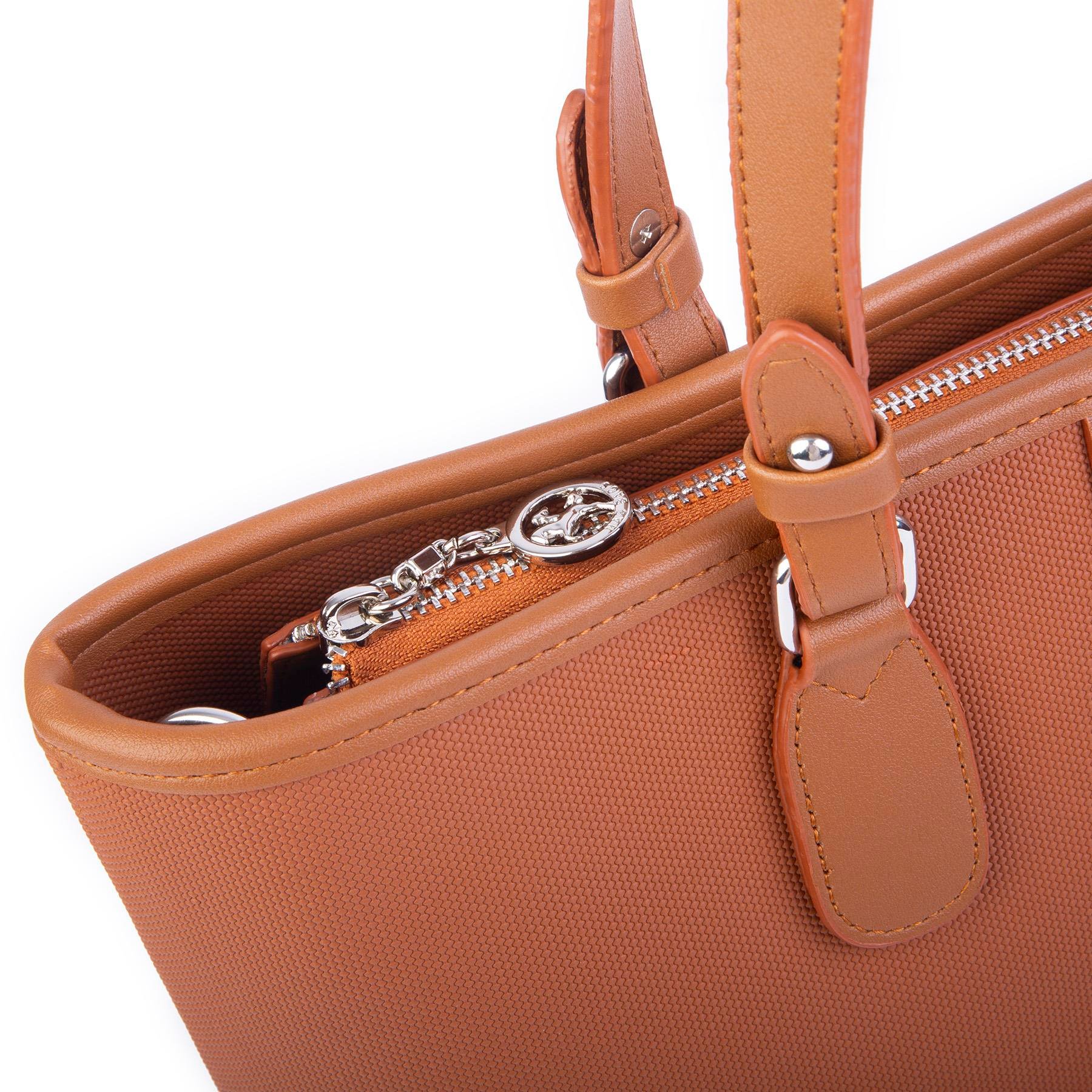 Nas Bag Kadın Omuz Çantası Spor Şık Ayarlanabilir Omuz Askılı Taba  Lacst (33x27x12 cm )