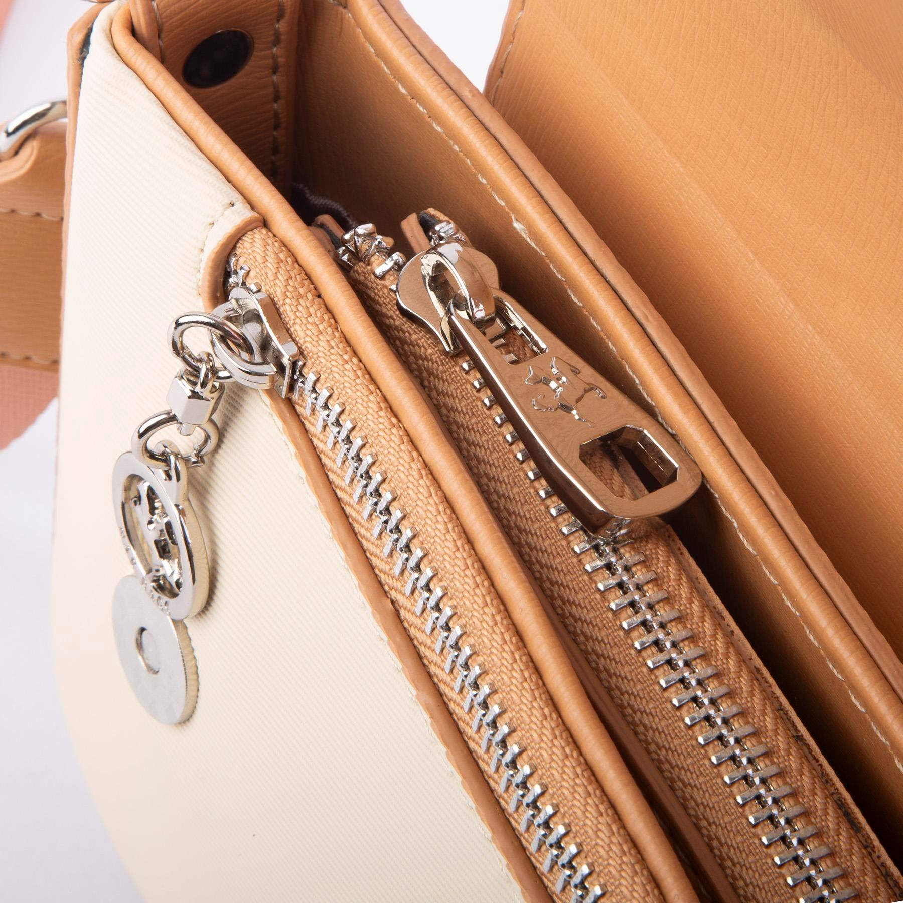 Nas Bag Kadın Postacı Çantası Çift Askılı Krem Camel Karaca  (22x16x5 cm)