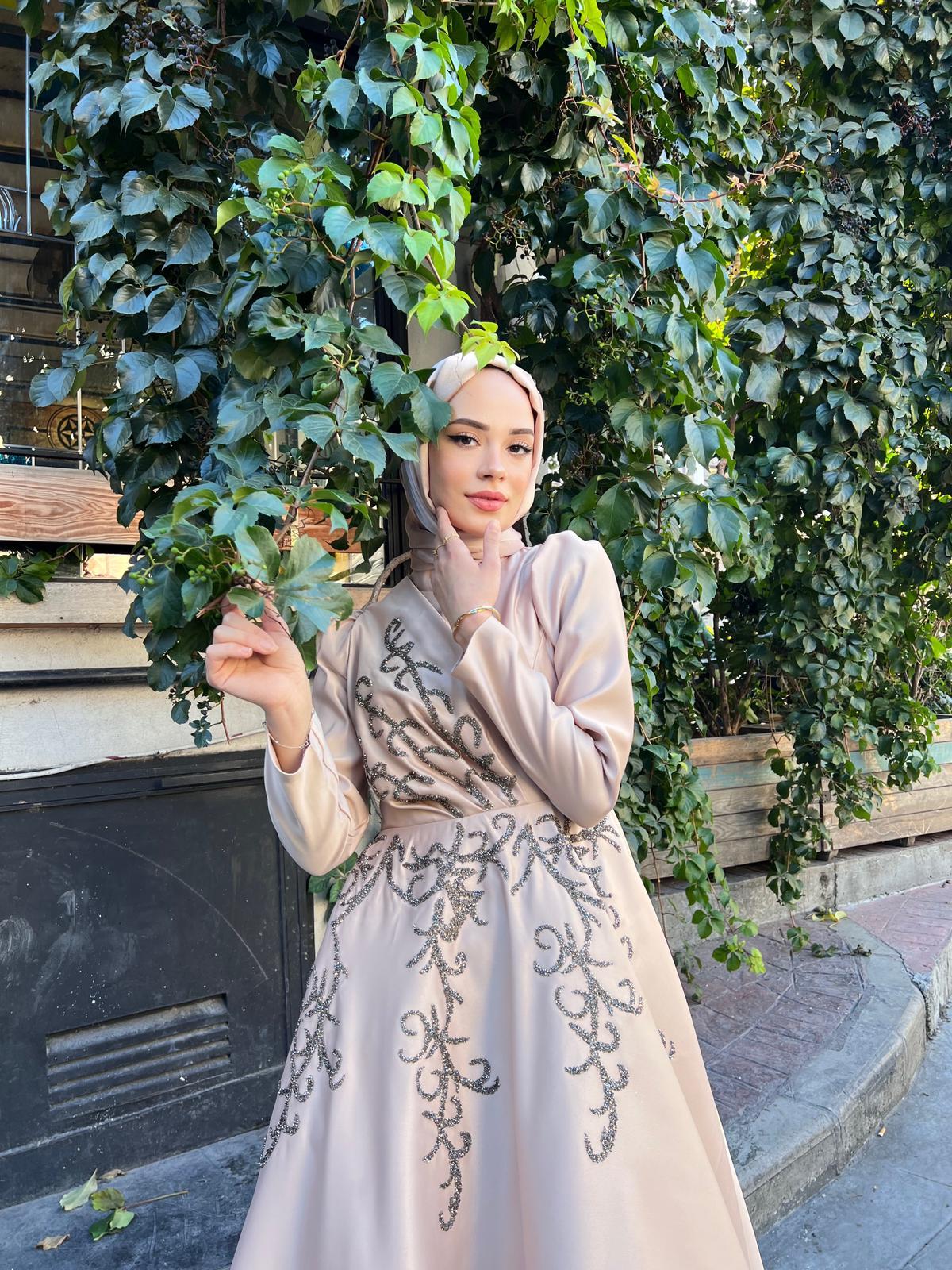 Alya  – Bej Abiye Elbise