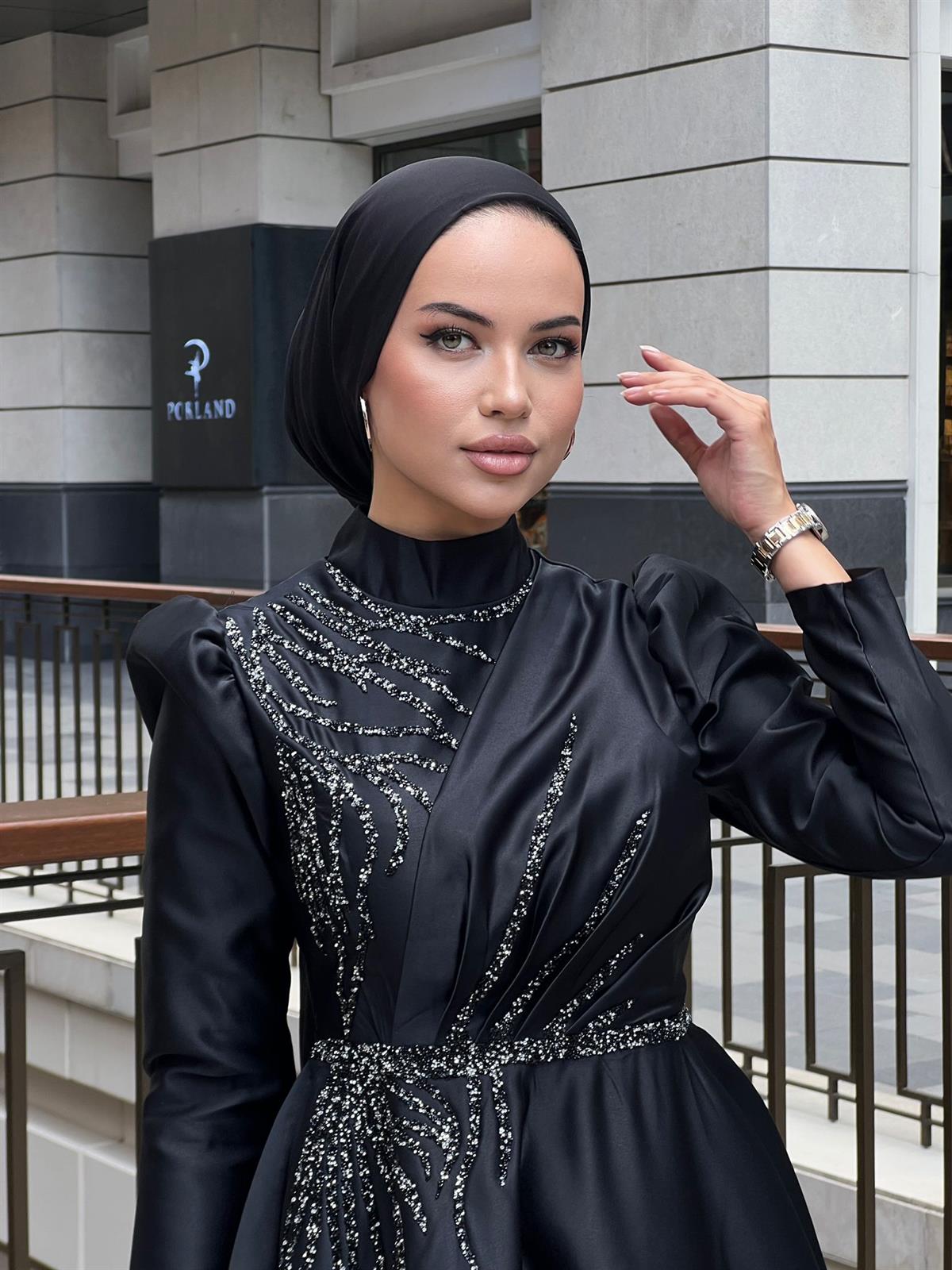 Mila – Siyah Abiye Elbise