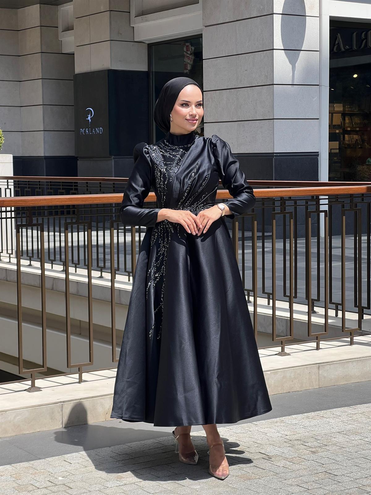 Mila – Siyah Abiye Elbise