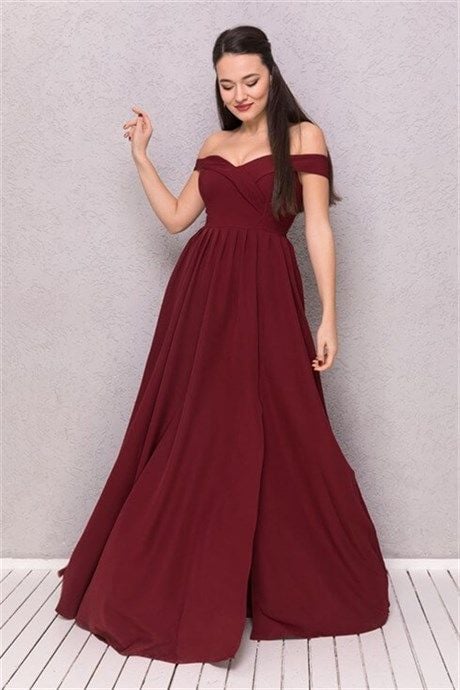 Göğüs Detay Yırtmaçlı Abiye