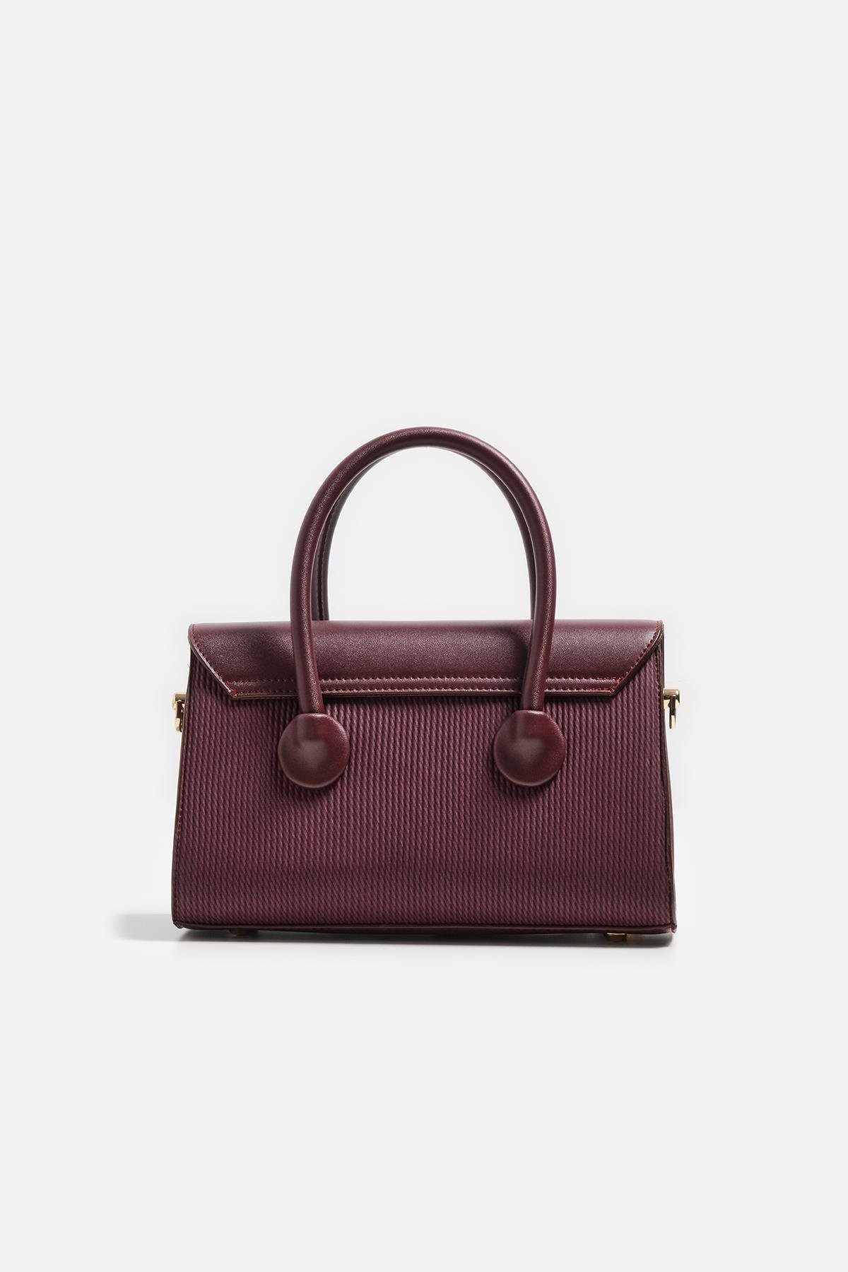 CHARM DETAYLI EL ÇANTA