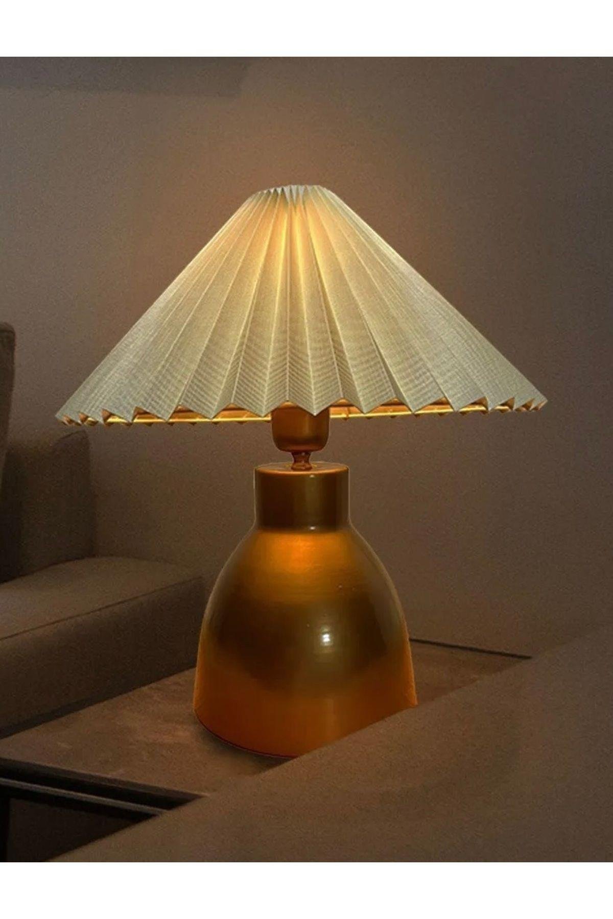 abajur-masa-lambasi-elektrik-ile-calis-f-4eae.jpg