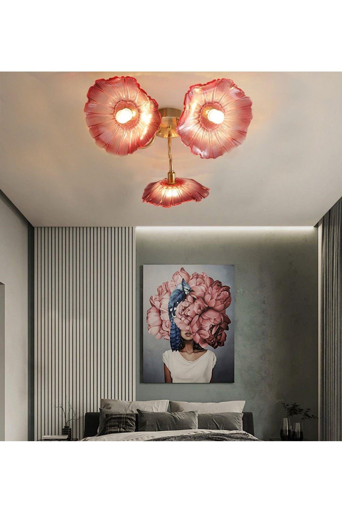 Luxury Modern Exclusive Tasarım Şeffaf Renk Kristal Camlı Flower Çiçek Üçlü Avize Eskitme Gold Sarı