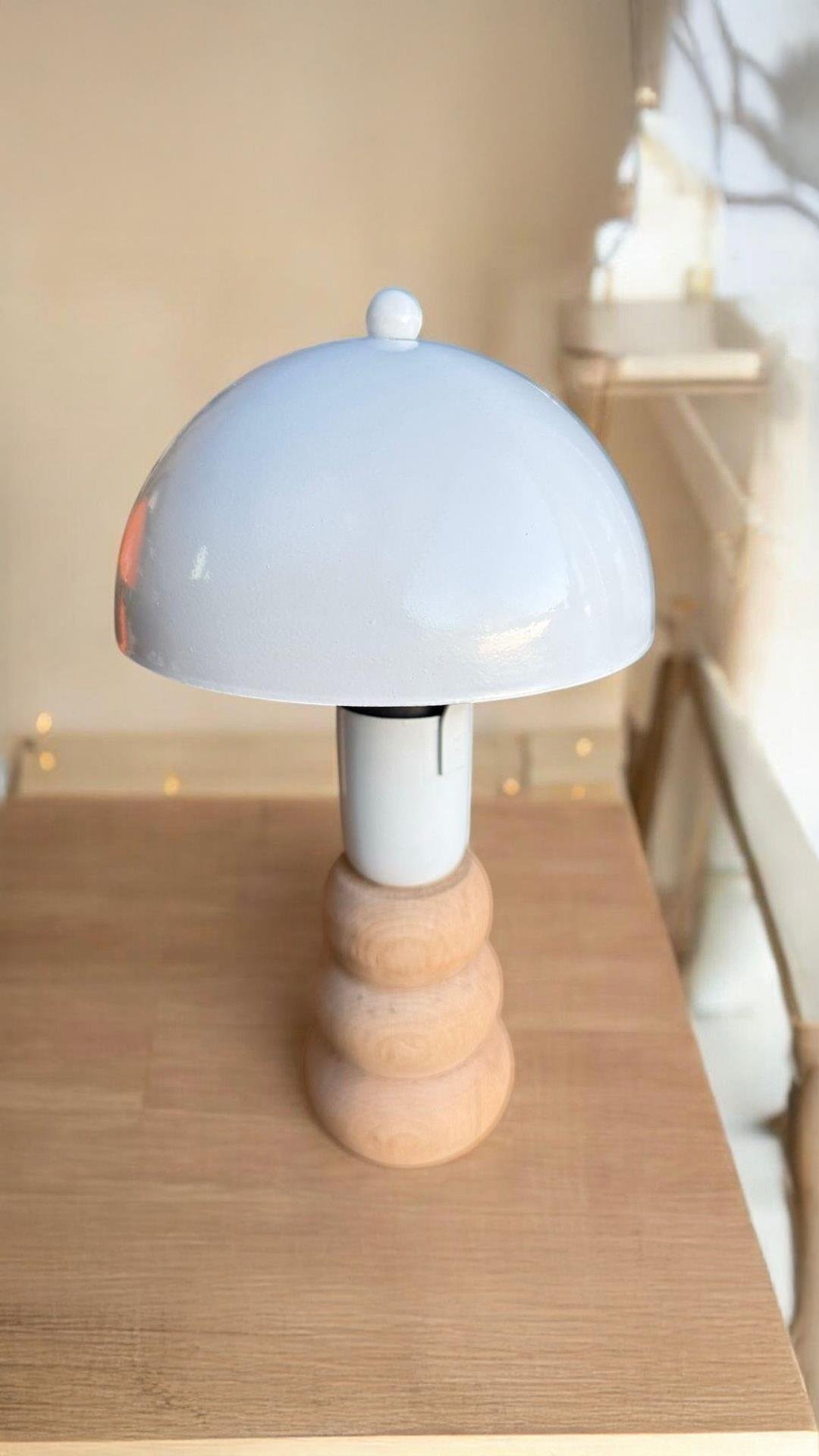 Modern Abajur Masa Lambası Ahşap Detaylı Abajur Beyaz Abajurlı