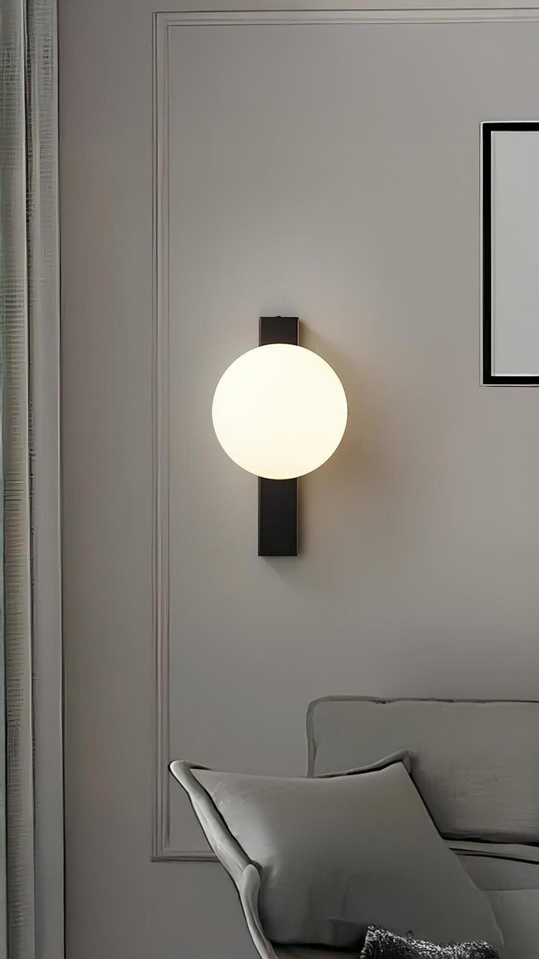 Modern Aplik Duvar Aplik Siyah Gövde Beyaz Glop Cam E-27 Duy