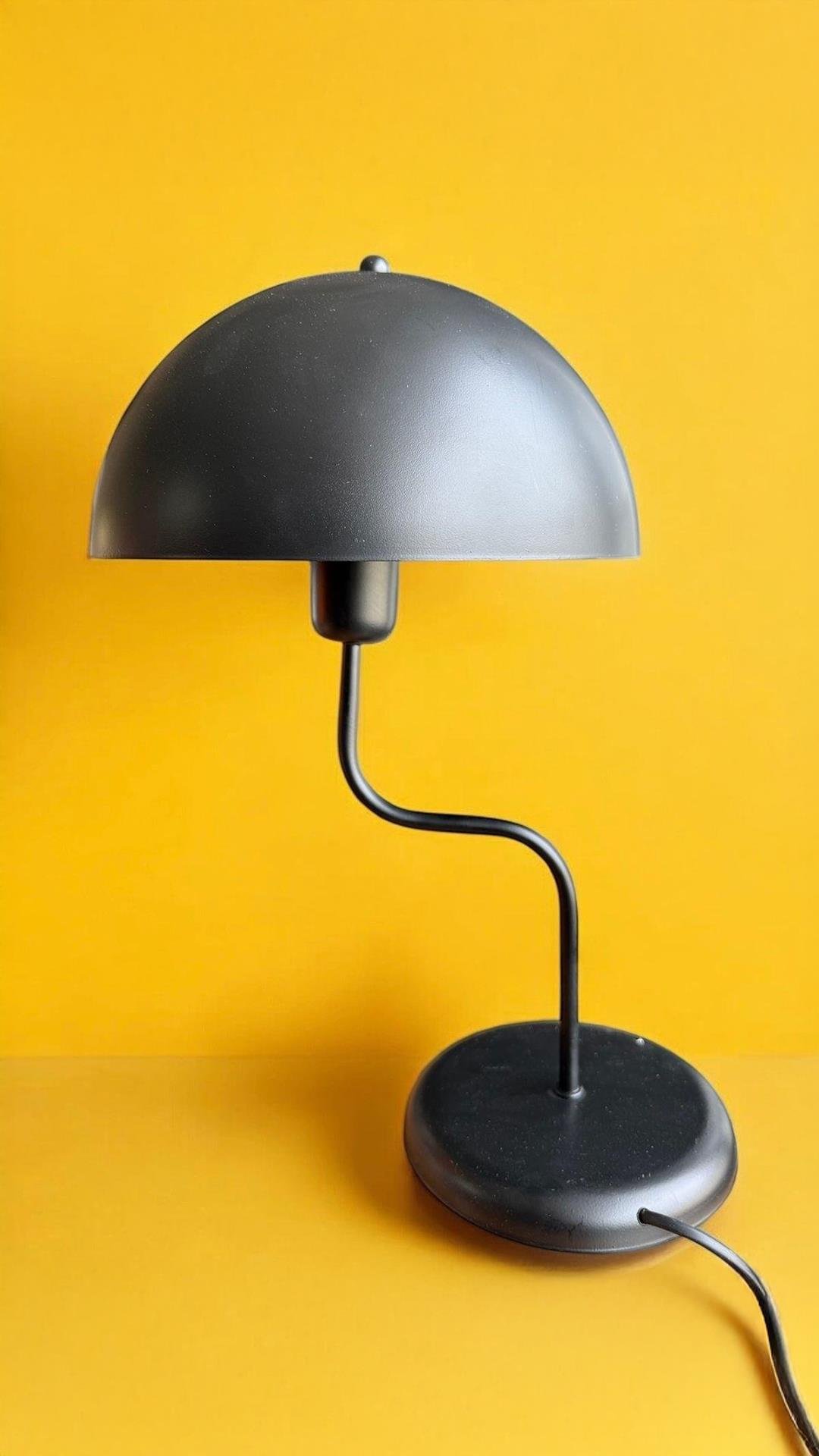 Modern Capri Abajur Metal Gövde E-27 Duy Abajur Masa Lambası