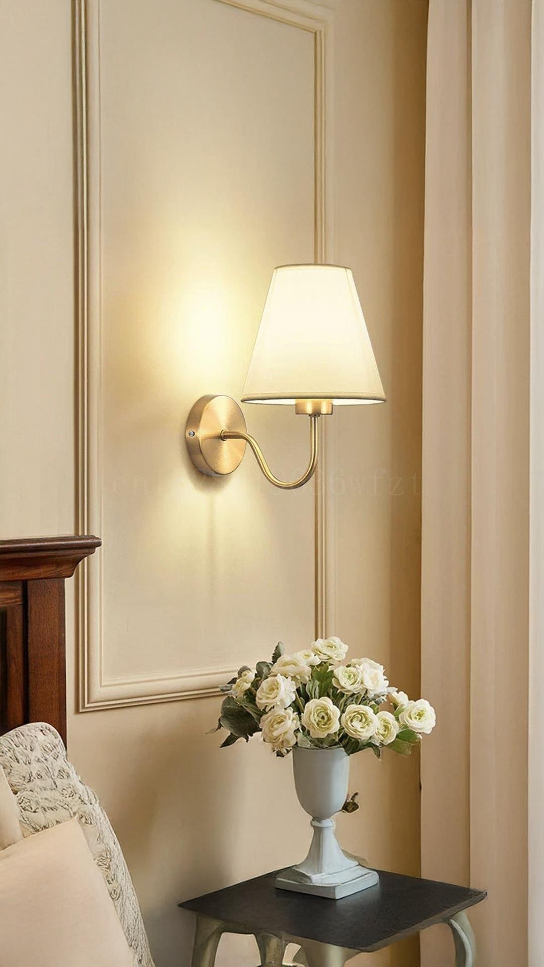 Modern Tasarım Pilli Aplik Gold Sarı Ledli Tak Çalıştır Krem Şapkalı Duvar Led Aplik Harika Görsel