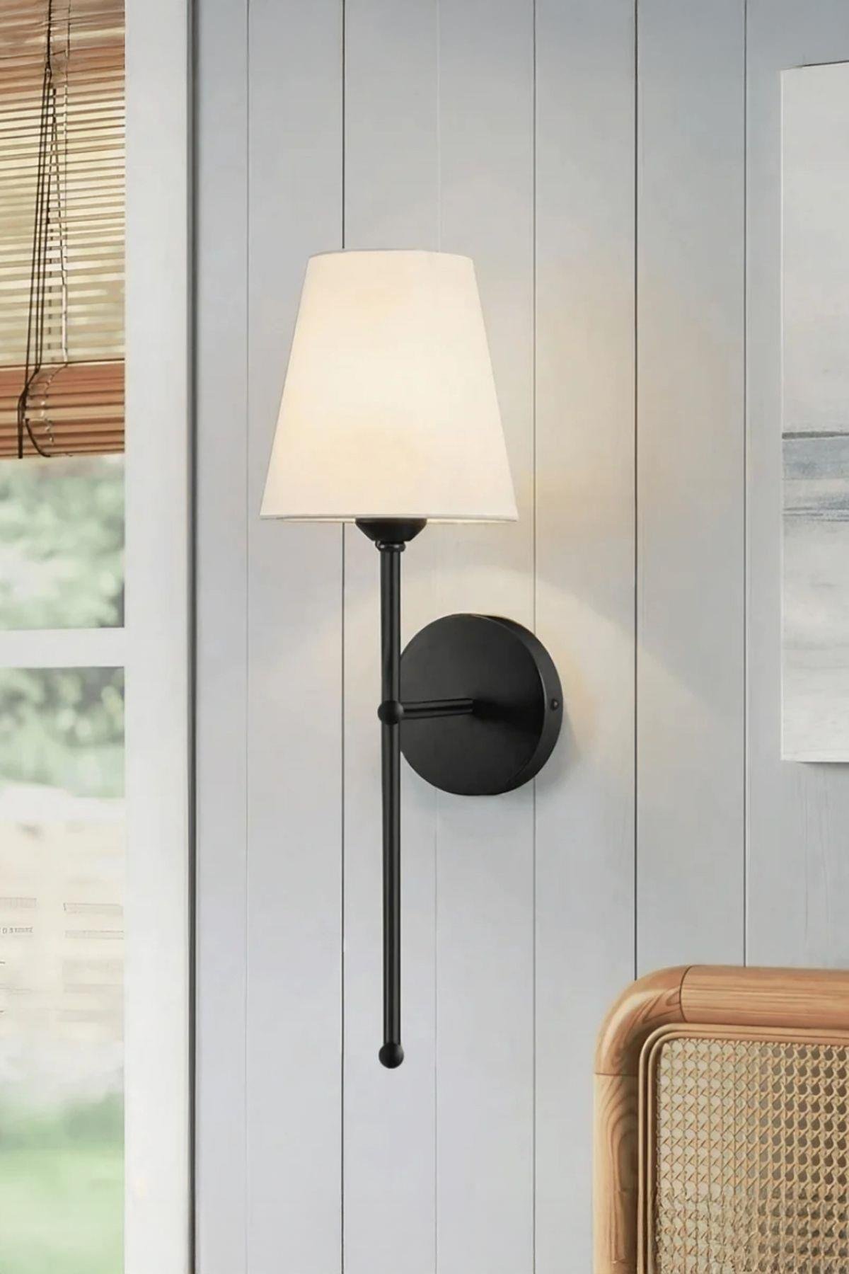 Modern Tasarım Pilli Aplik Kablosuz Aç Kapa Tak Çalıştır Siyah Gövde Krem Abajur
