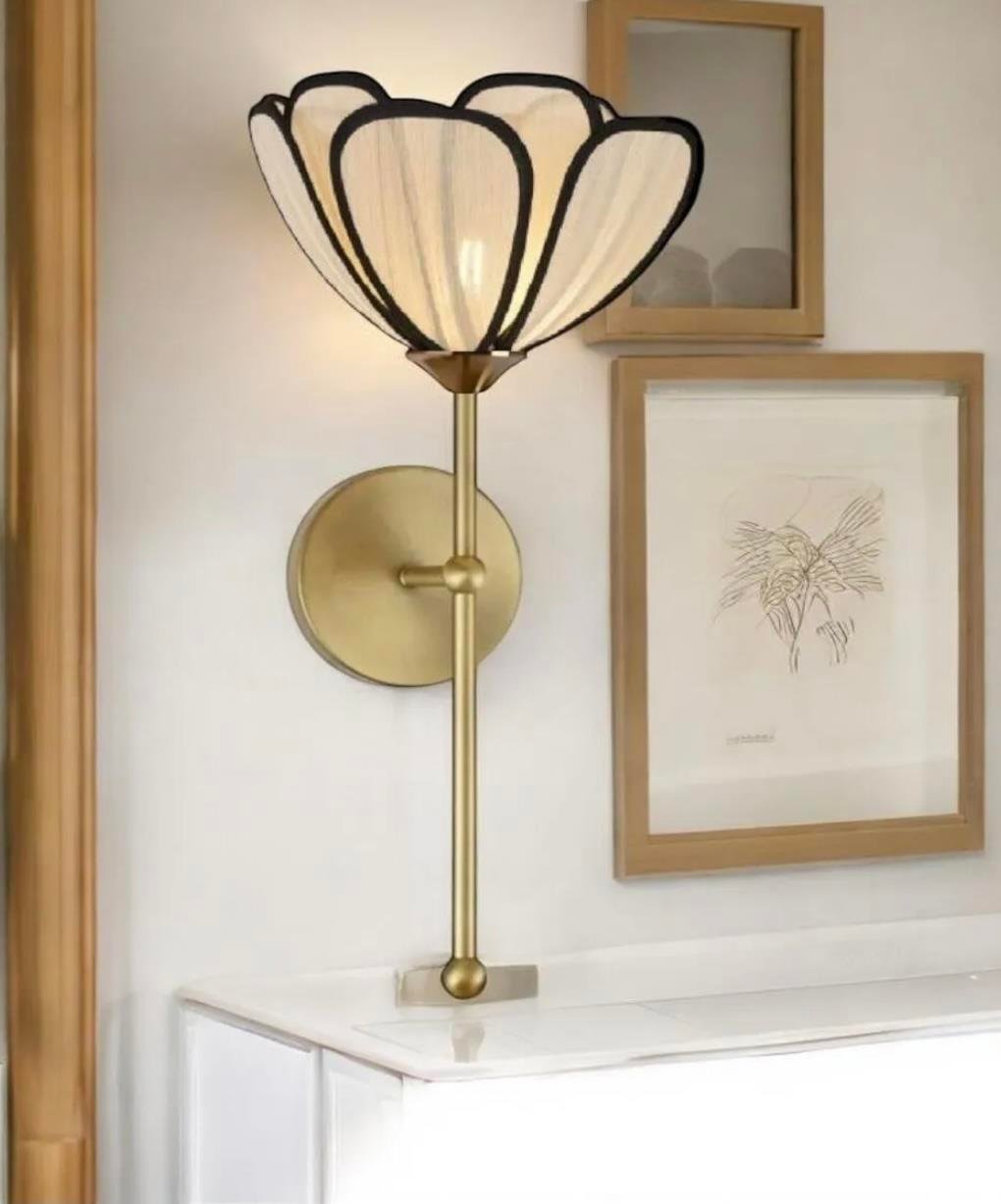 Modern Tasarım Rose Çiçek Lale Aplik Kablolu Elektrikle Çalışır Eskitme Gold Sarı Gövde Ekru Kumaş
