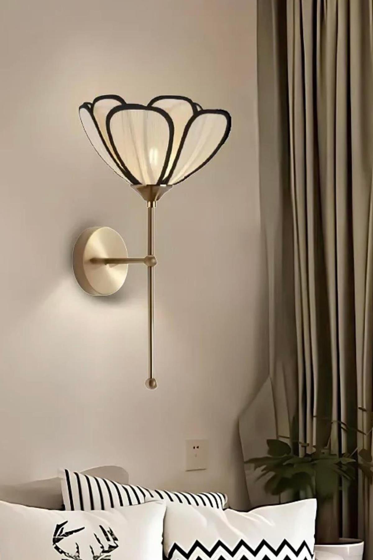 Modern Tasarım Rose Çiçek Lale Aplik Kablolu Elektrikle Çalışır Eskitme Gold Sarı Gövde Ekru Kumaş